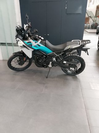 CF Moto 450 MT Adventure Moto