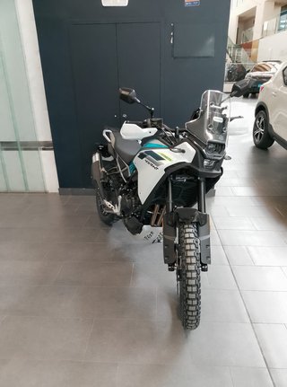 CF Moto 450 MT Adventure Moto
