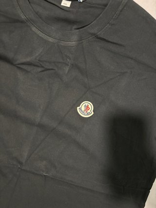 Camiseta estilo Moncler Negra con Logo