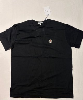 Camiseta estilo Moncler Negra con Logo