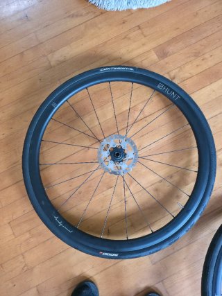 Rueda hunt aerodynamicist Carbono