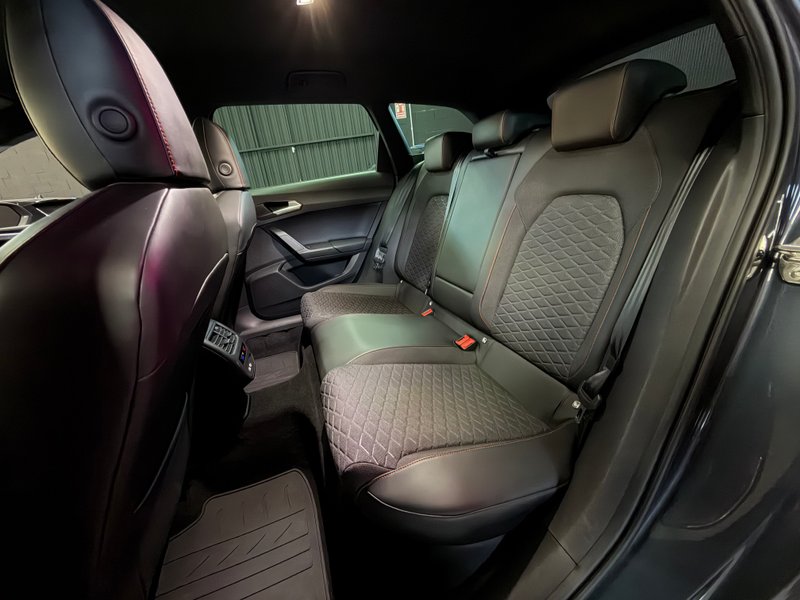 SEAT León SP 2.0 TDI DSG S&S FR 2021, foto 17