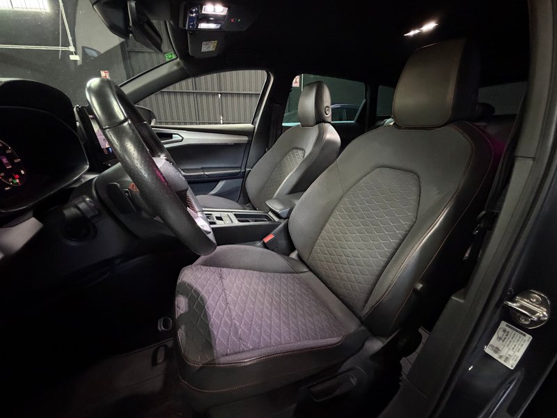 SEAT León SP 2.0 TDI DSG S&S FR 2021, foto 23