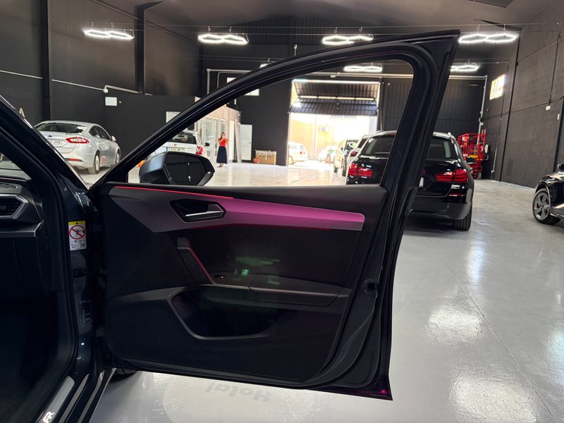 SEAT León SP 2.0 TDI DSG S&S FR 2021, foto 24