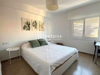 Piso en alquiler en Conde de Ureña - Monte Gibralfaro en Málaga