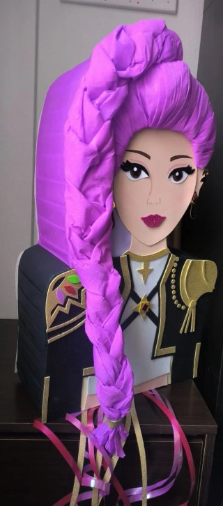 Piñata K-pop Rumi