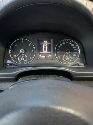 Volkswagen Caddy 2011
