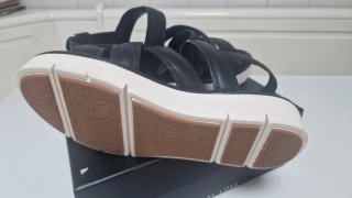 Sandalias Carmela Negras Talla 40 Nuevas