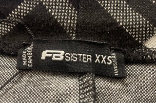 Falda corta evasié cuadros FB Sister XXS