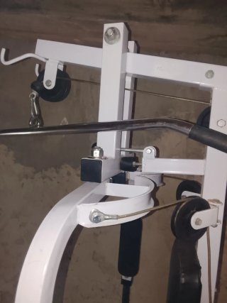 Máquina de gimnasio multifunción