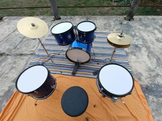 Batería azul completa con accesorios