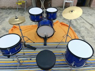 Batería azul completa con accesorios