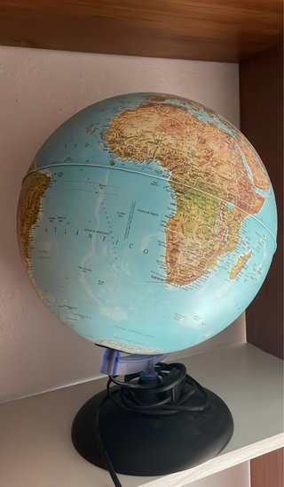 Globo terráqueo educativo