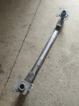 TRAVIESA PARA INTERCOOLER FRONTAL AUDI A3 8L
