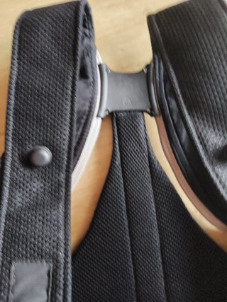 Mochila Porta Bebé BabyBjörn Negra
