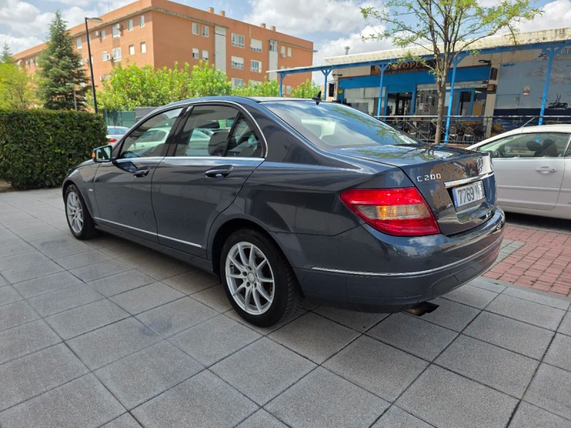 Mercedes-Benz Clase C 2010, foto 7