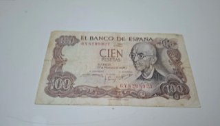 Conjunto de billetes antiguos españoles y extranje