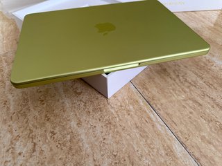 MacBook Neo 8gb, 256gb, perfecto, en garantia.