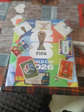 Intercambio cromos del mundial con más de 800