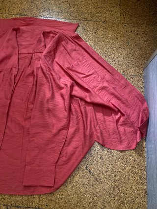 Camisa rosa fuerte oversize