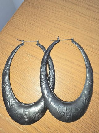 Pendientes Aro Plateados con Diseño