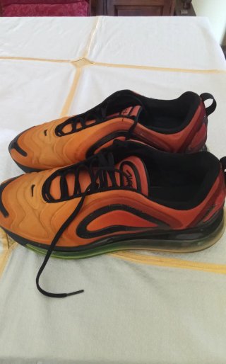 Nike Air Max 720 Sunrise