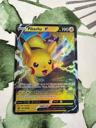 Carta Pokémon Pikachu V 030/100 RR