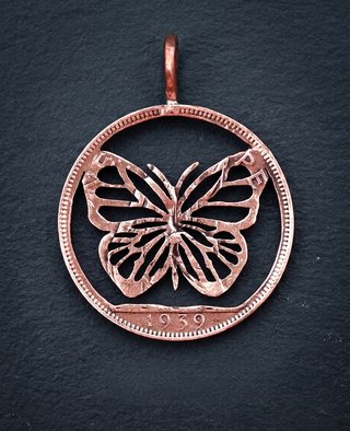 Colgante Moneda Antigua Calada Mariposa 1939