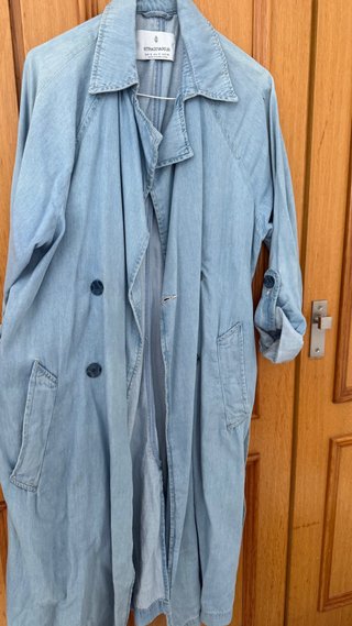 Trench Stradivarius Azul Talla M