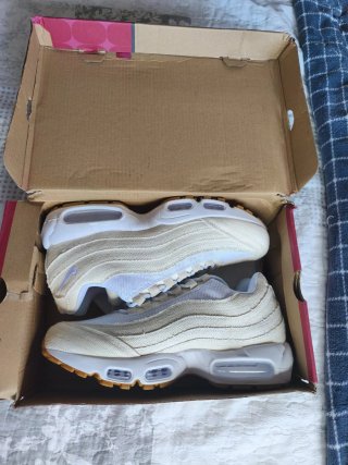 Nike Air Max 95 x Levis Beige