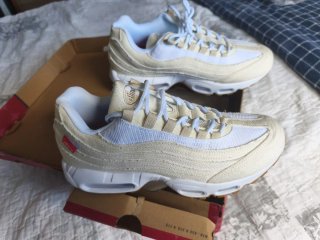 Nike Air Max 95 x Levis Beige