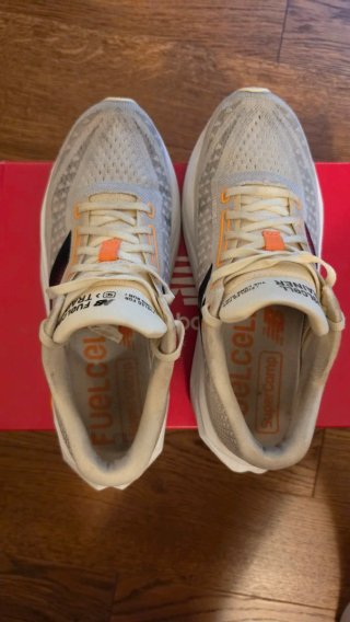 New Balance Supercomp Trainer v3 Tg 44.5