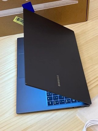 SAMSUNG BOOK 4 15.6" i7 1700 MHz 16GB 512GB SSD
