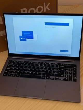 SAMSUNG BOOK 4 15.6" i7 1700 MHz 16GB 512GB SSD