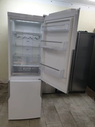 Frigorífico Panasonic 190x60cm A++ garantía envío