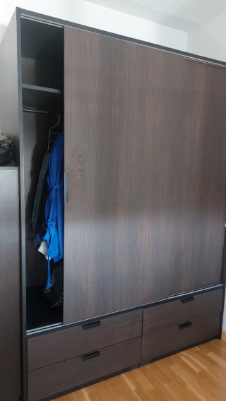 Armario puertas correderas y cajones