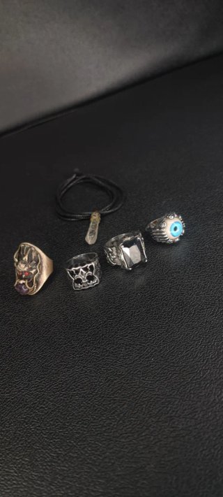 Pack 4 anillos góticos/punk