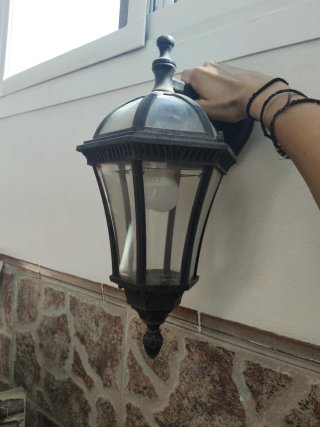 Farol exterior negro para terraza