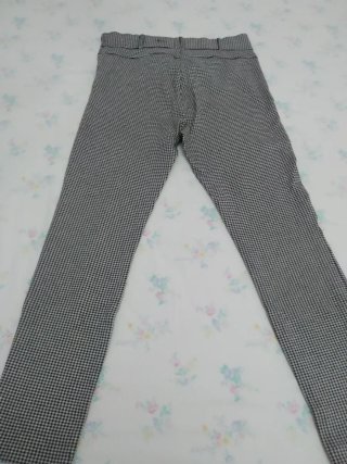 Pantalón Zara cuadros blanco y negro