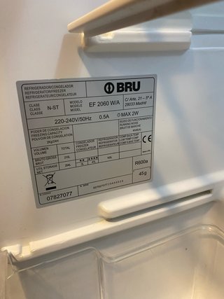 Frigorífico BRU blanco como nuevo