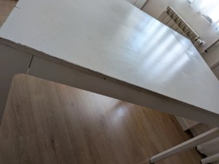 VENDO MESA DE COMEDOR EXTENSIBLE, COLOR BLANCO