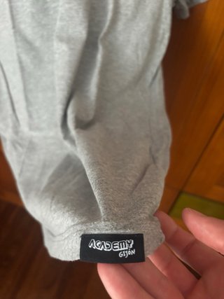 Camiseta Academy Gris