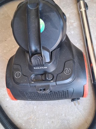 Aspiradora Taurus Eco Turbo sin Bolsa