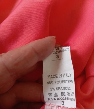 Vestido péplum coral lazo espalda T. S