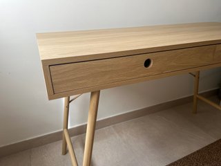 Escritorio madera 120 cm sin usar