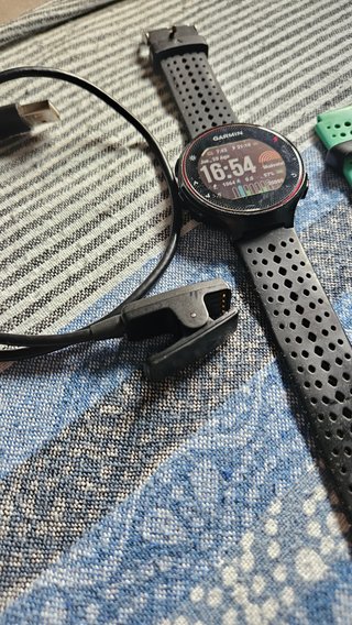 Garmin Forerunner 235