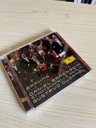 Brahms Conciertos Piano Barenboim Dudamel 2 CD
