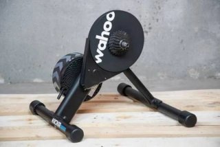 Rodillo ciclismo Wahoo KICKR CORE