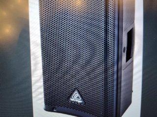 Altavoz Activo Negro