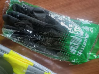 Lote baliza v16, chaleco, linterna y guantes